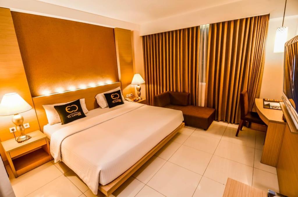 El Cavana Bandung Esterno foto